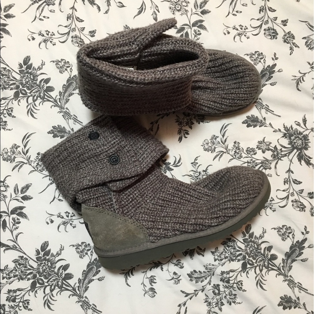 ugg classic cardy li knit boot in grey